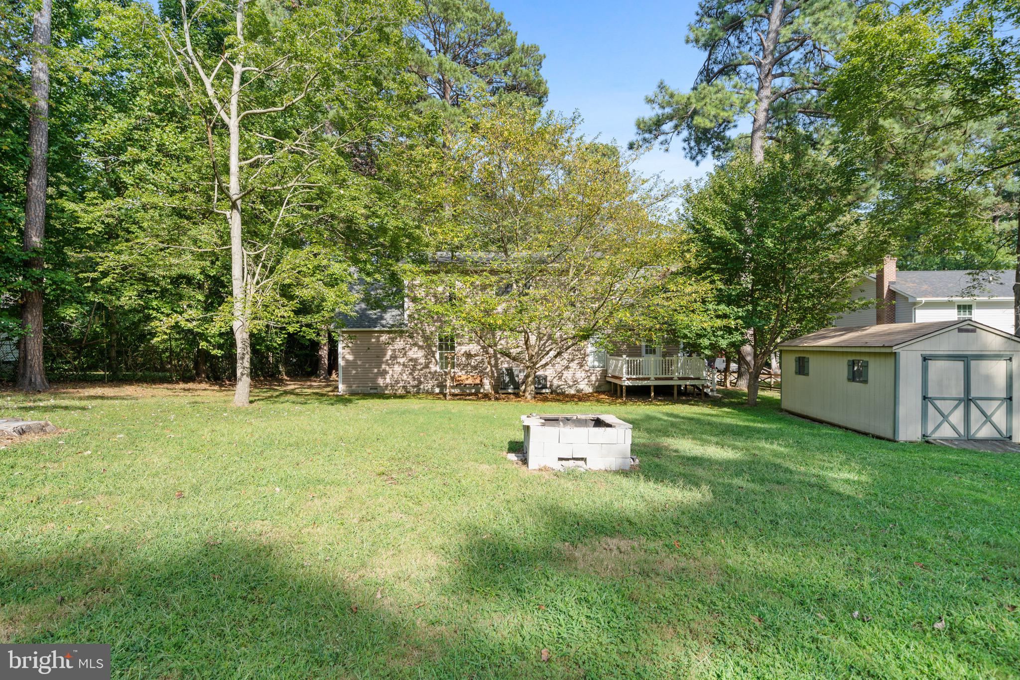 GOLDEN BEACH - Residential