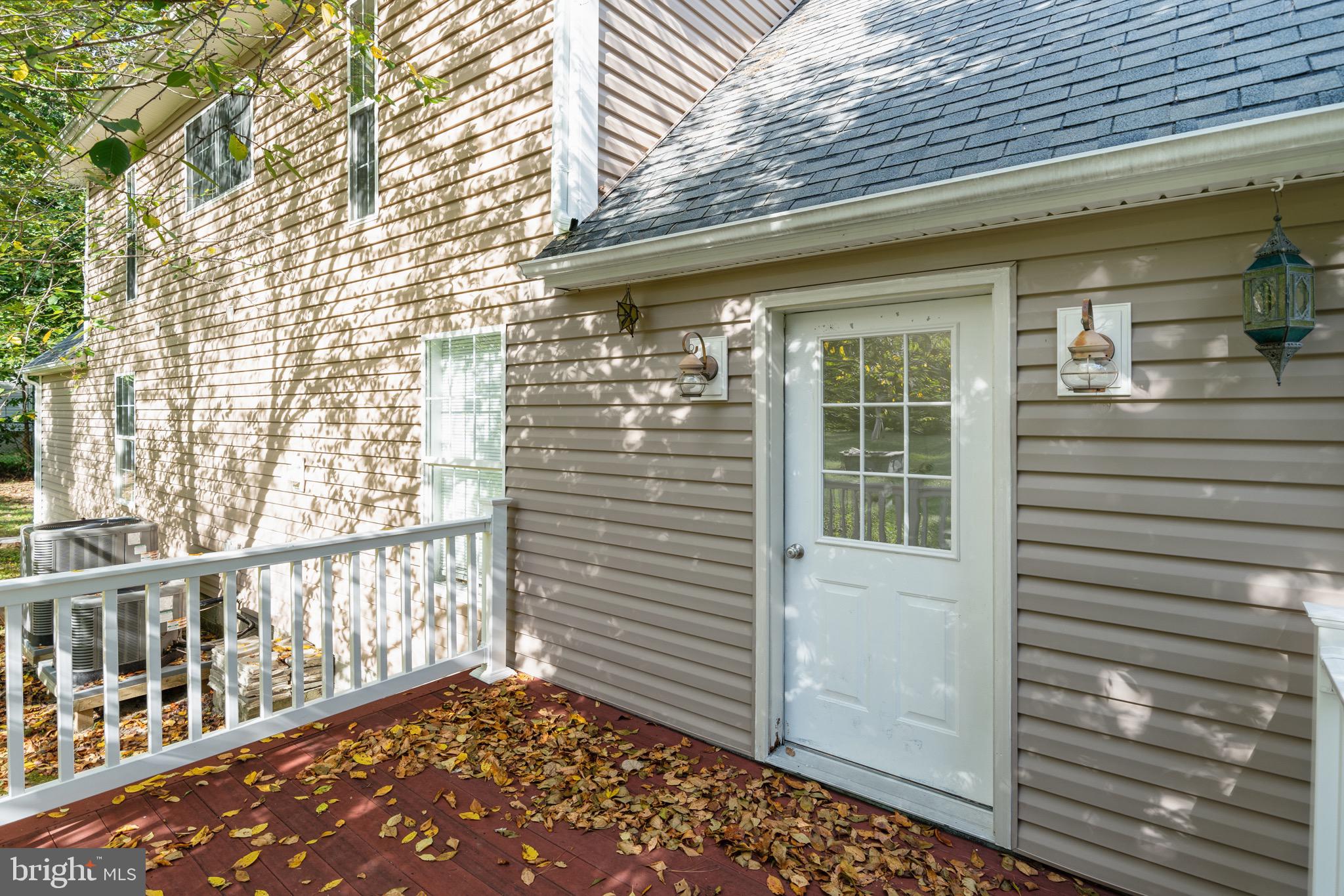 GOLDEN BEACH - Residential