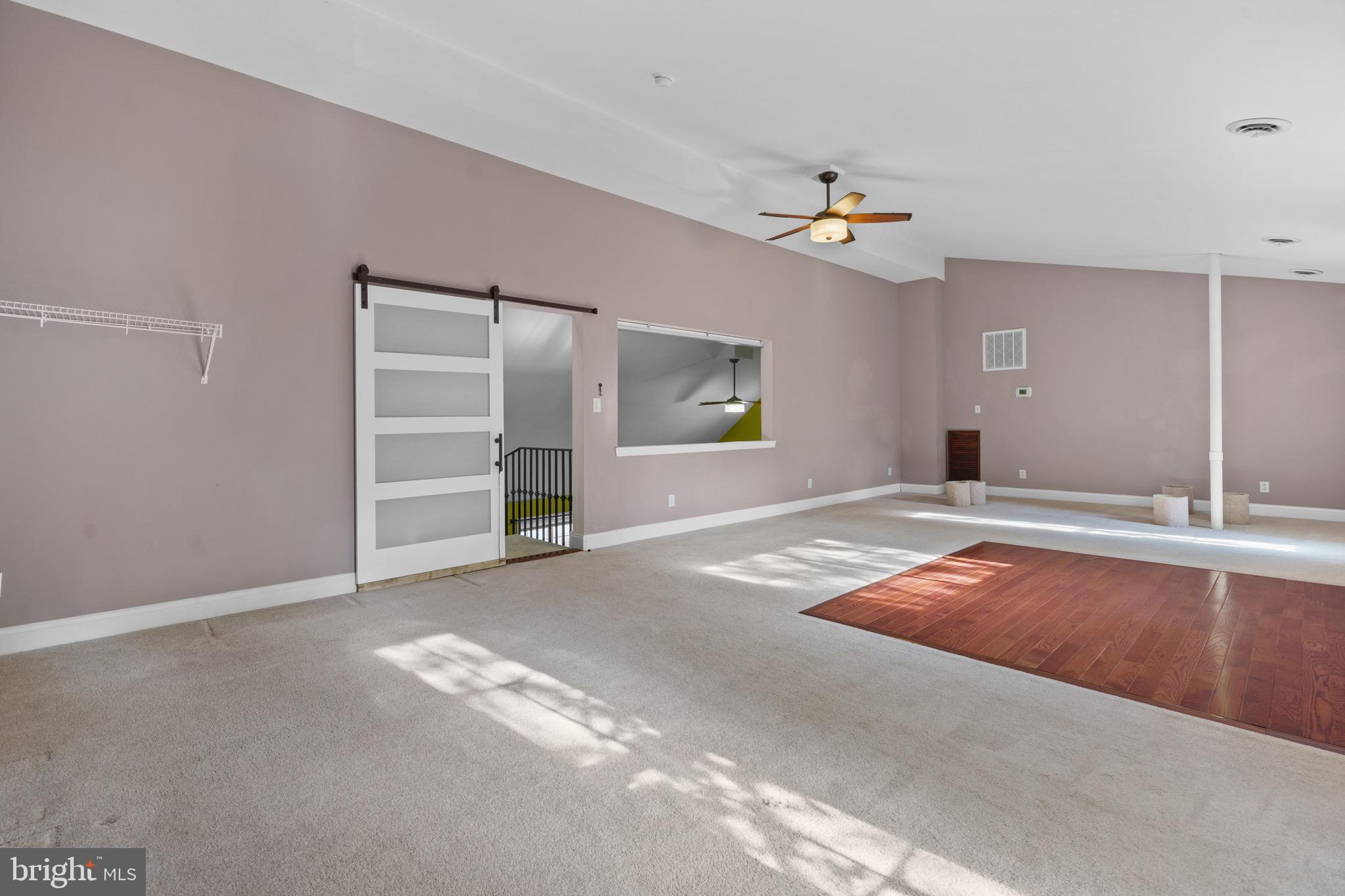 GOLDEN BEACH - Residential