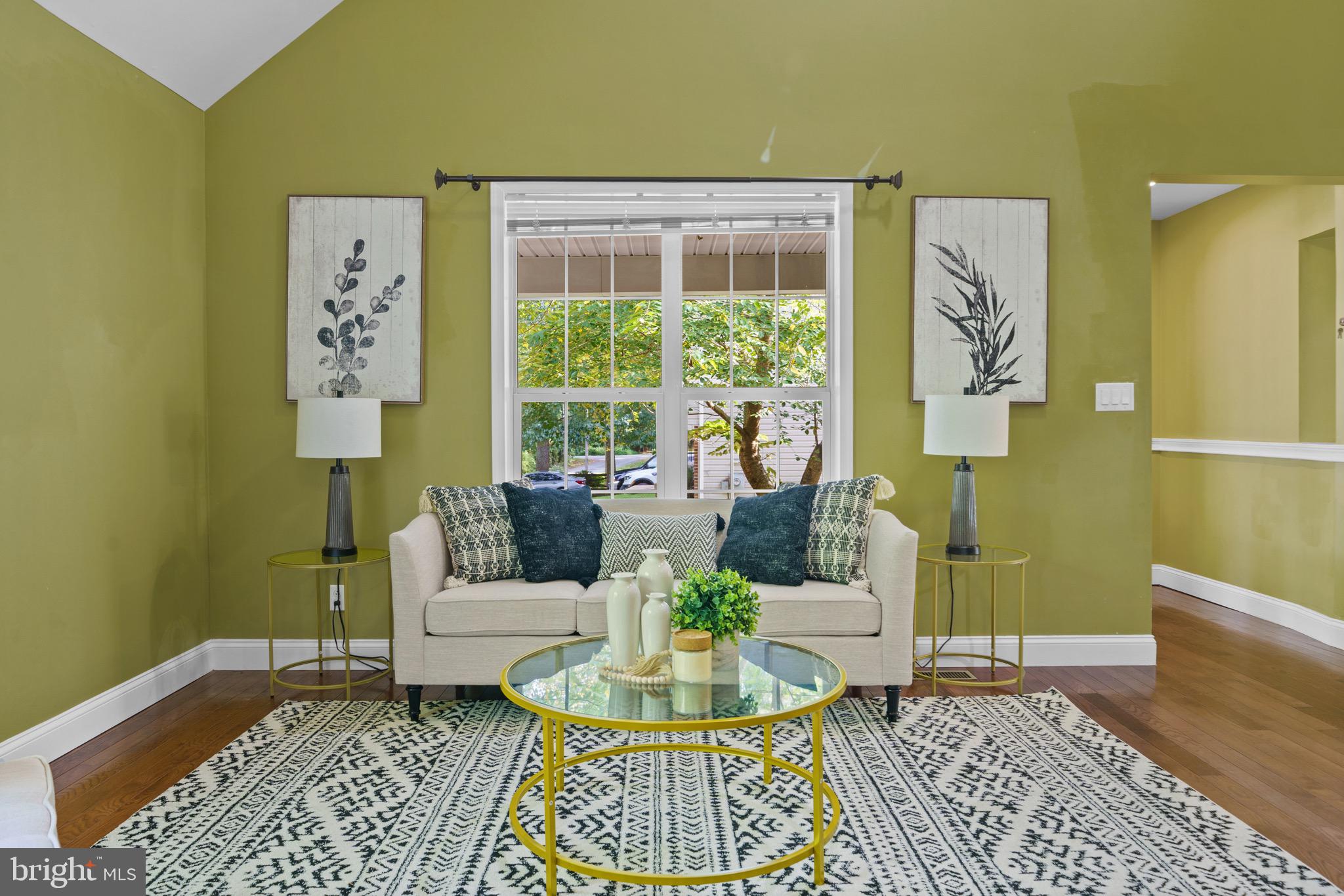 GOLDEN BEACH - Residential