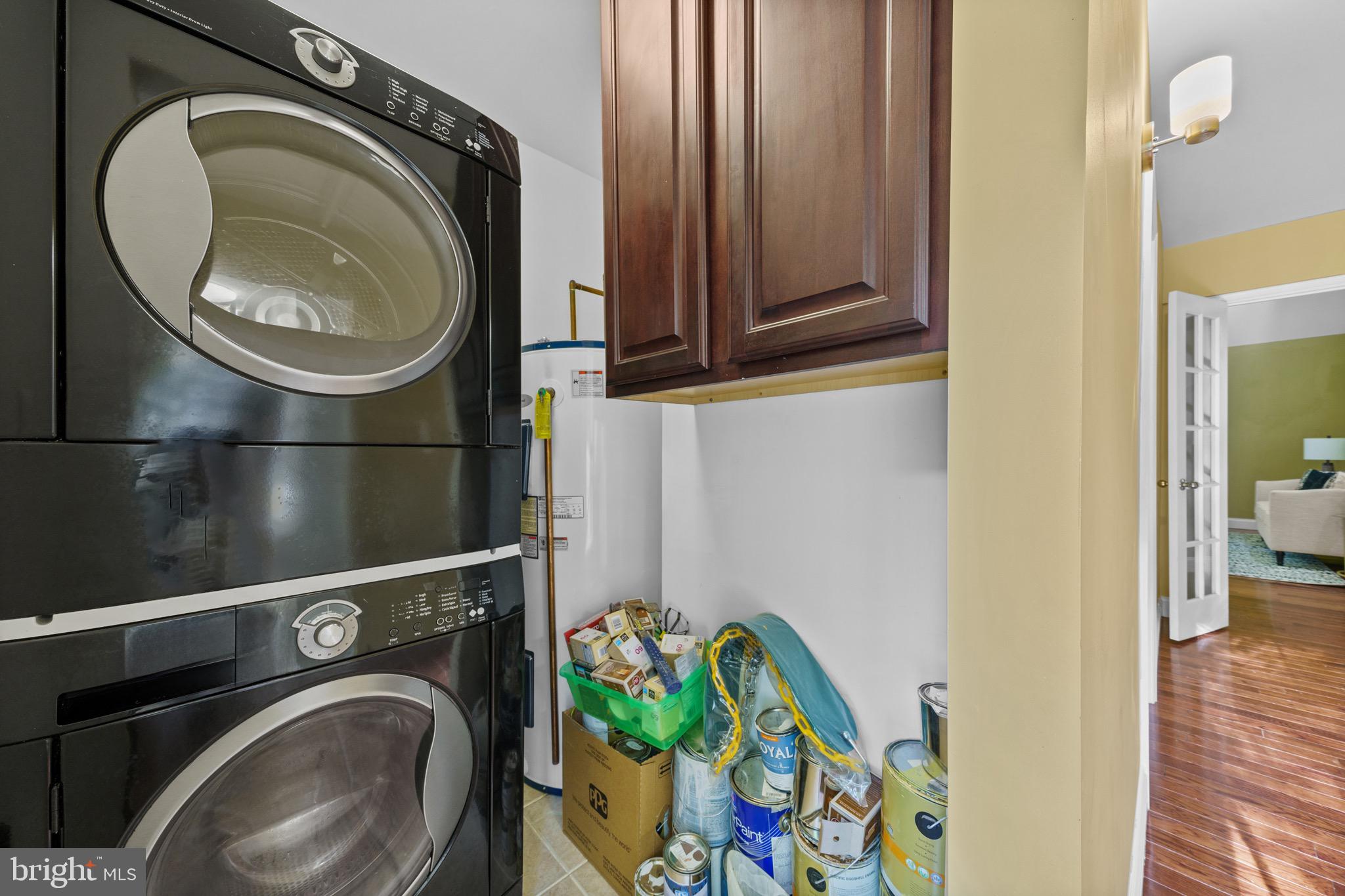 GOLDEN BEACH - Residential