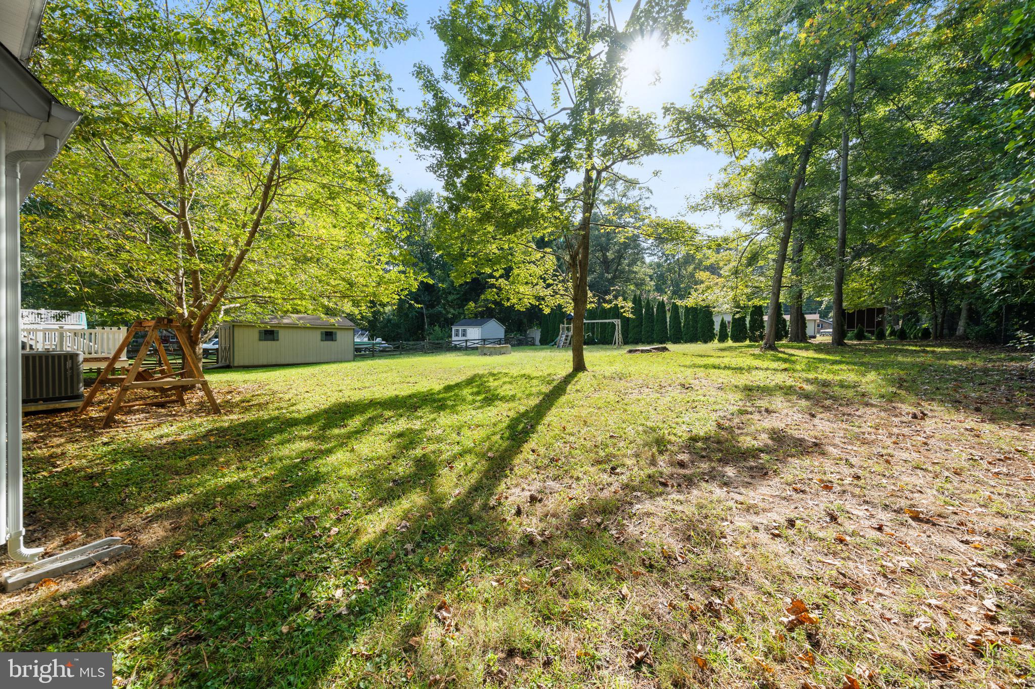 GOLDEN BEACH - Residential