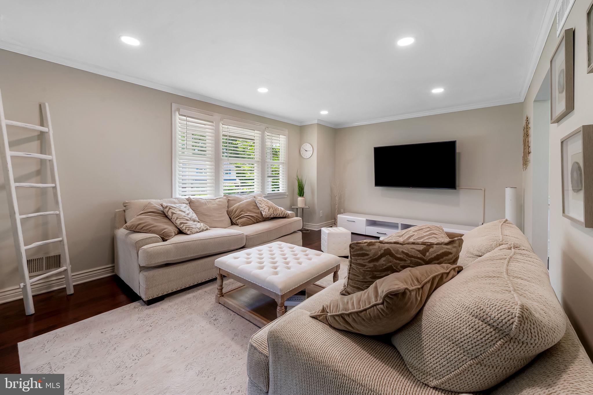MARYWOOD - Residential Lease