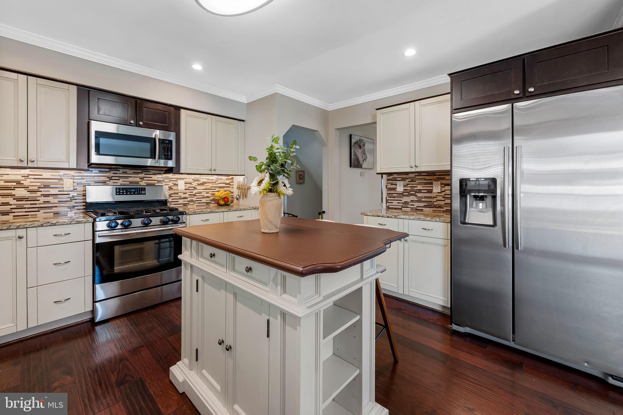 MARYWOOD - Residential Lease