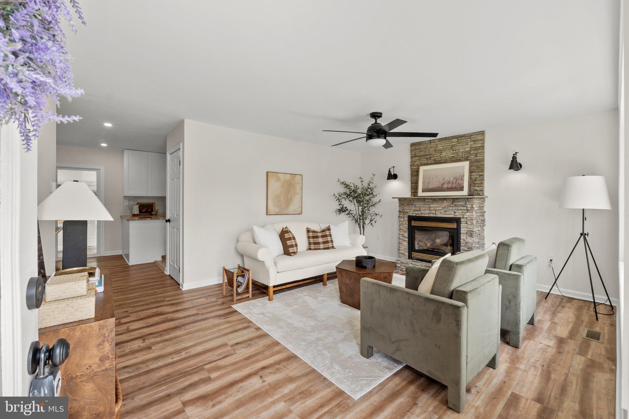 1142 TUSCAWILLA DRIVE