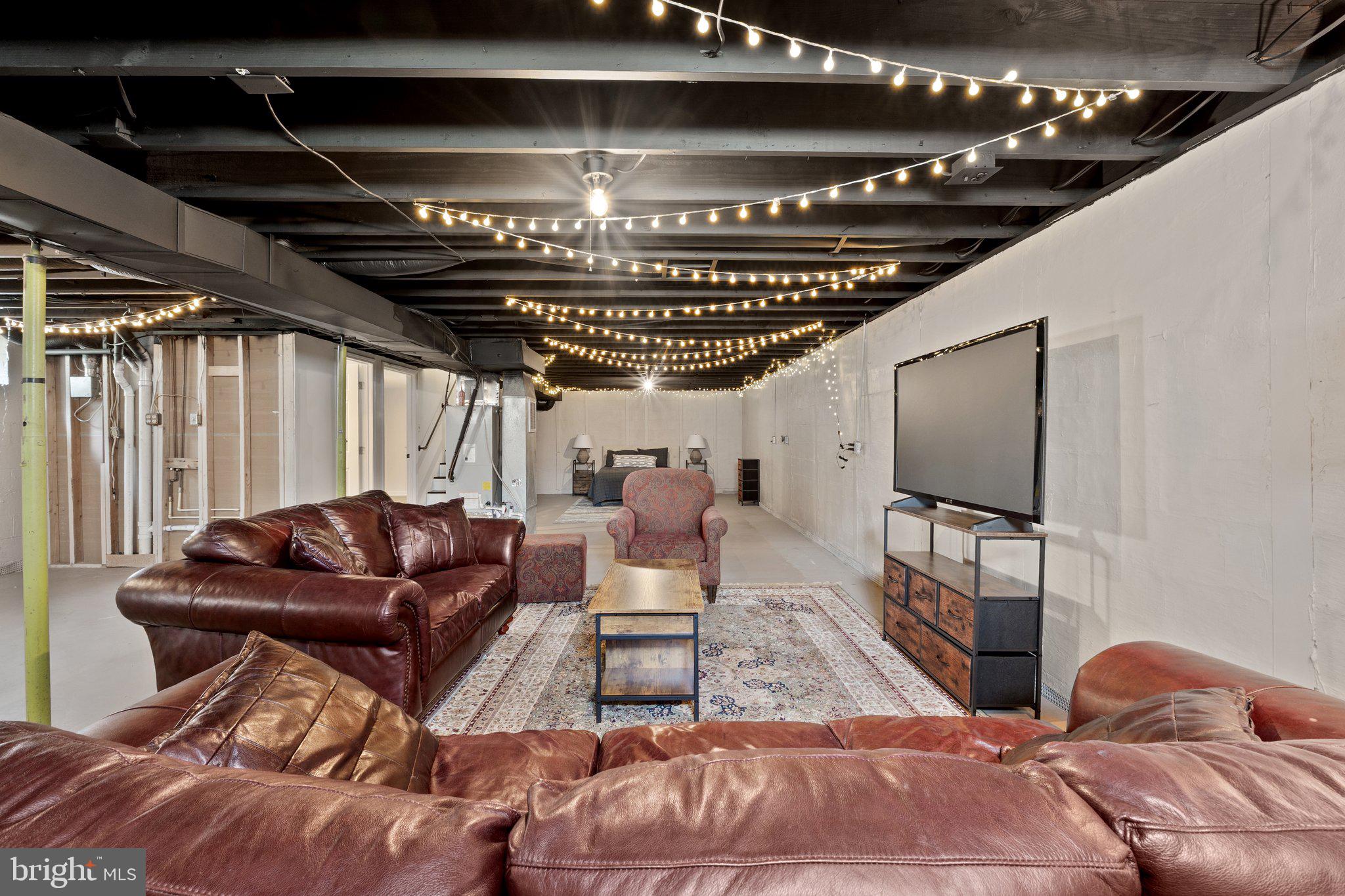 TUSCAWILLA HILLS - Residential