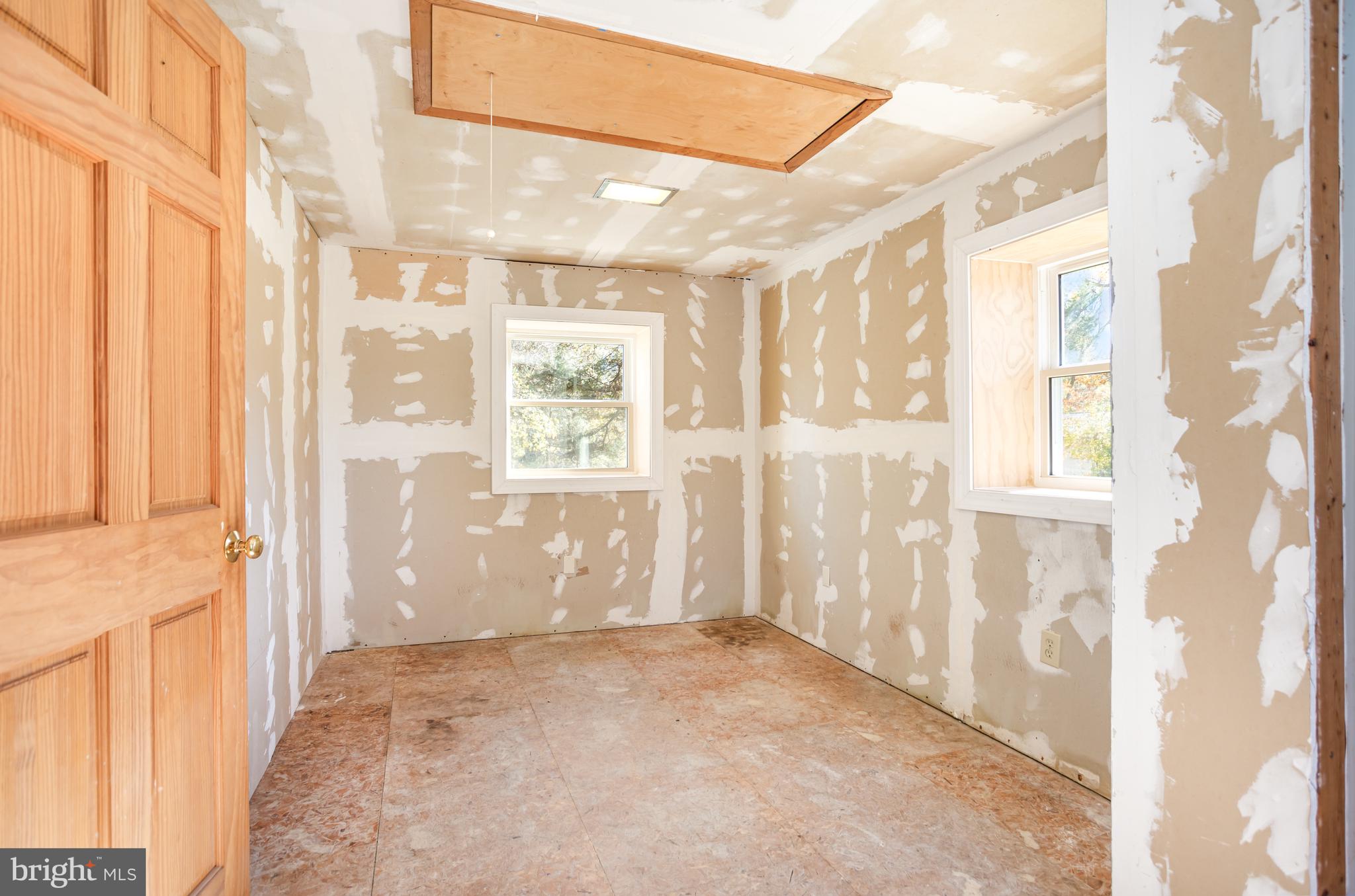 JARRETTSVILLE - Residential