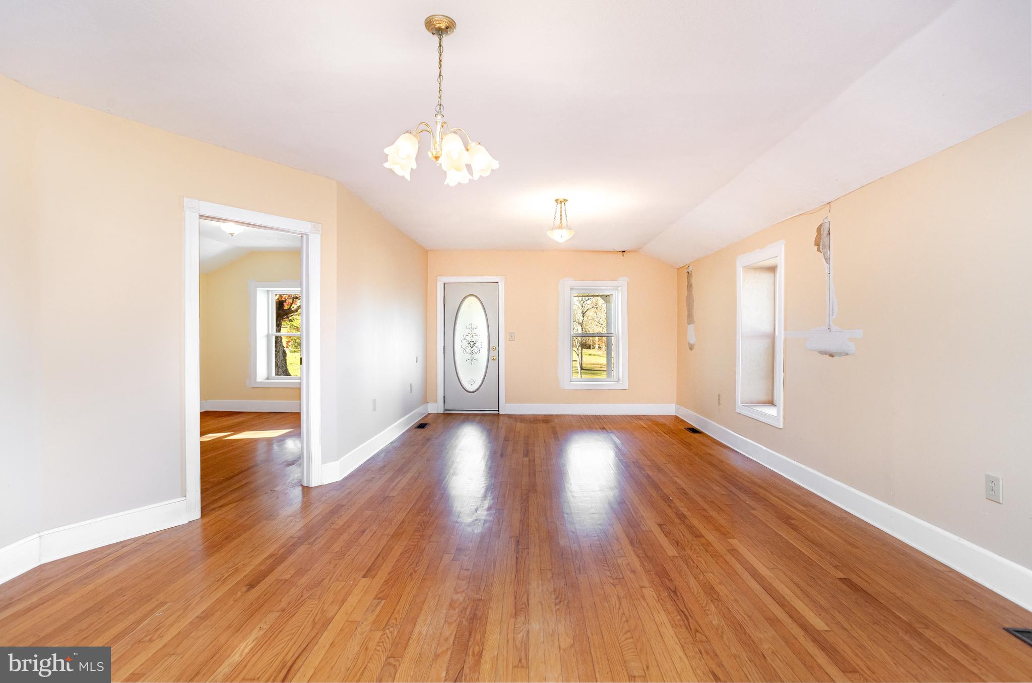 JARRETTSVILLE - Residential