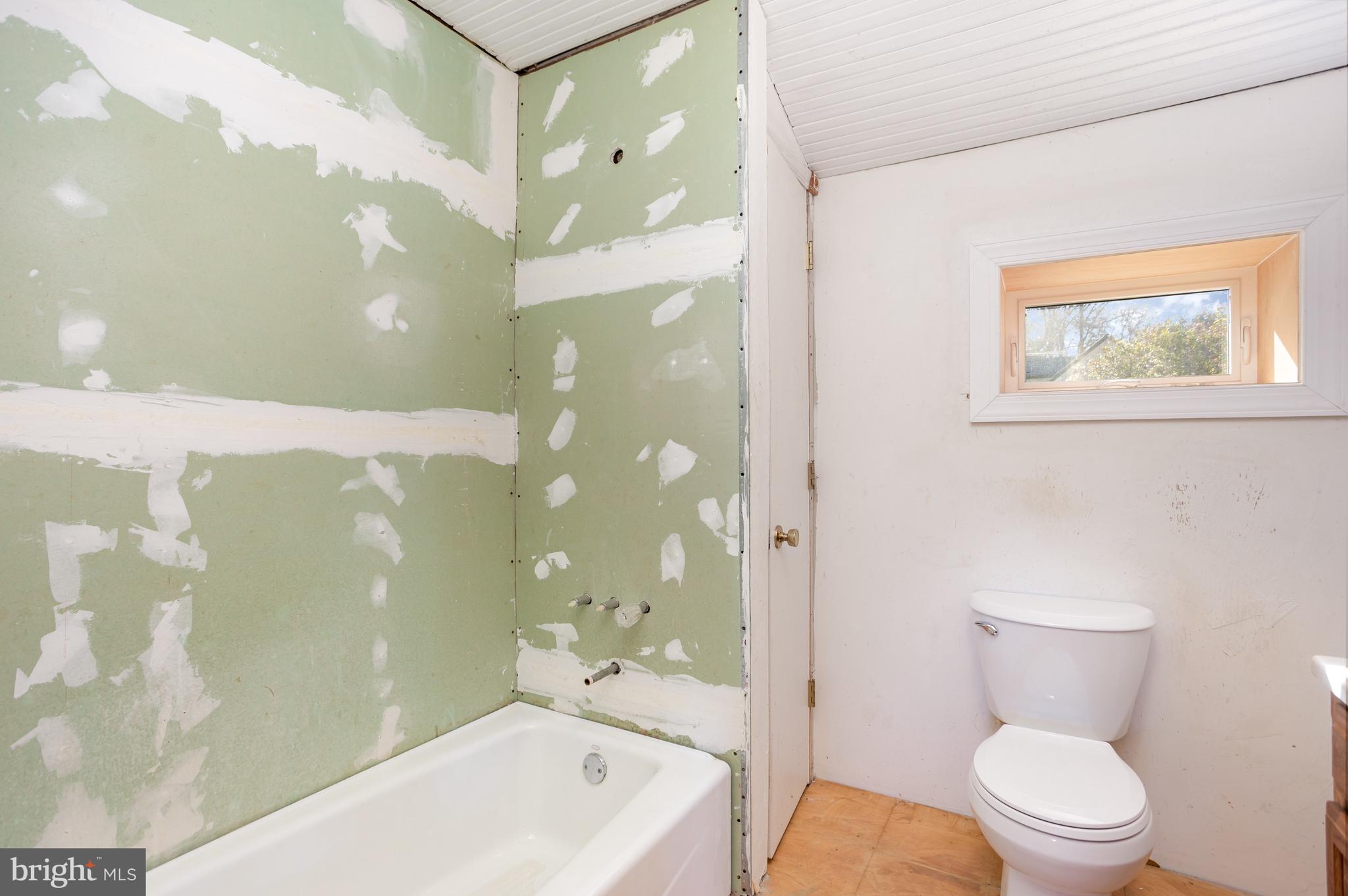 JARRETTSVILLE - Residential