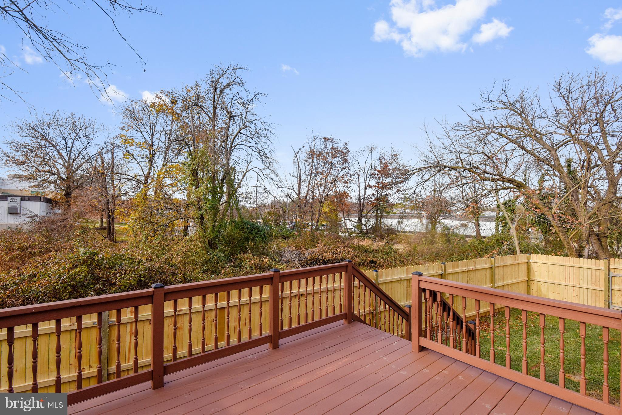 CARLIN SPRINGS - Residential