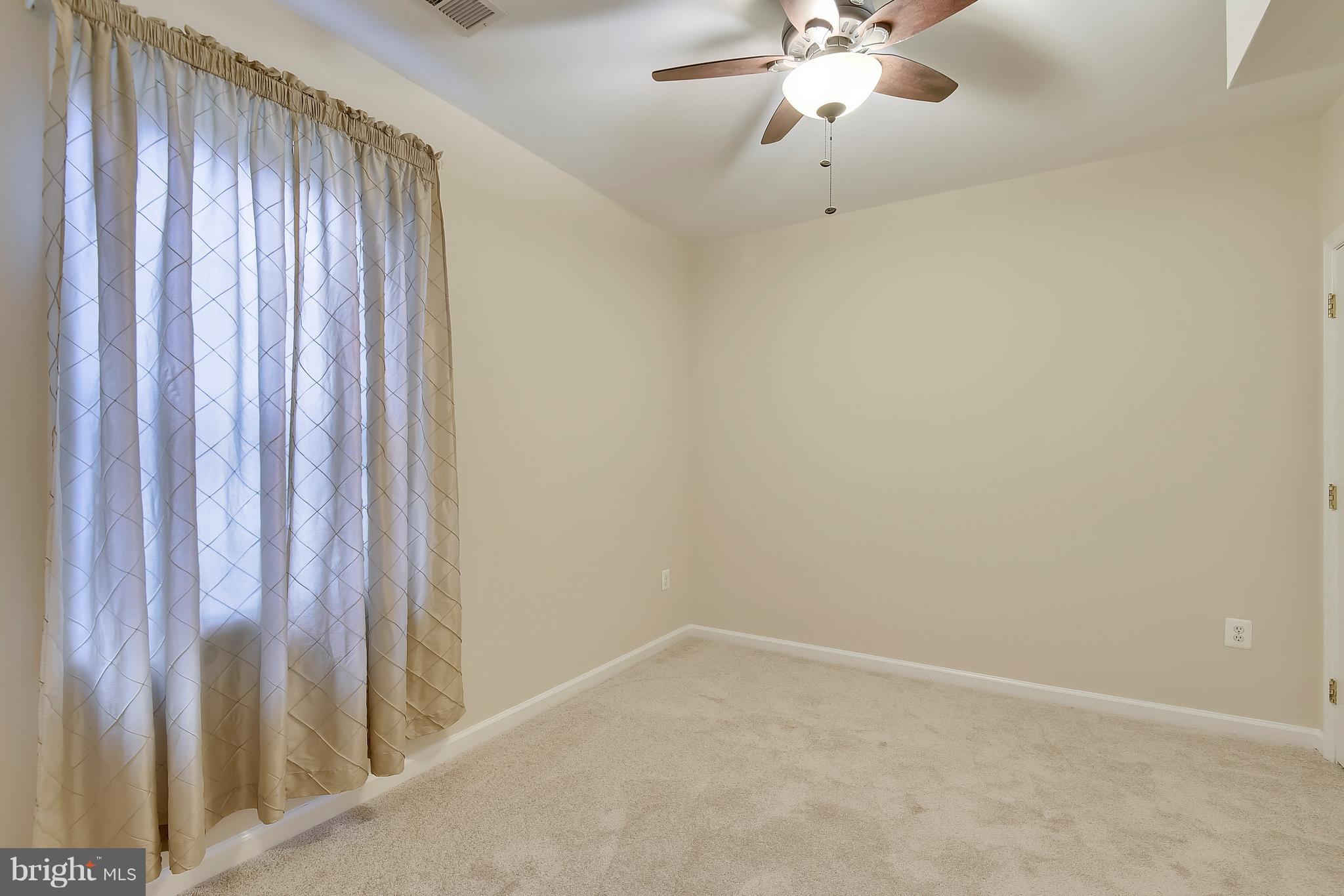 CARLIN SPRINGS - Residential