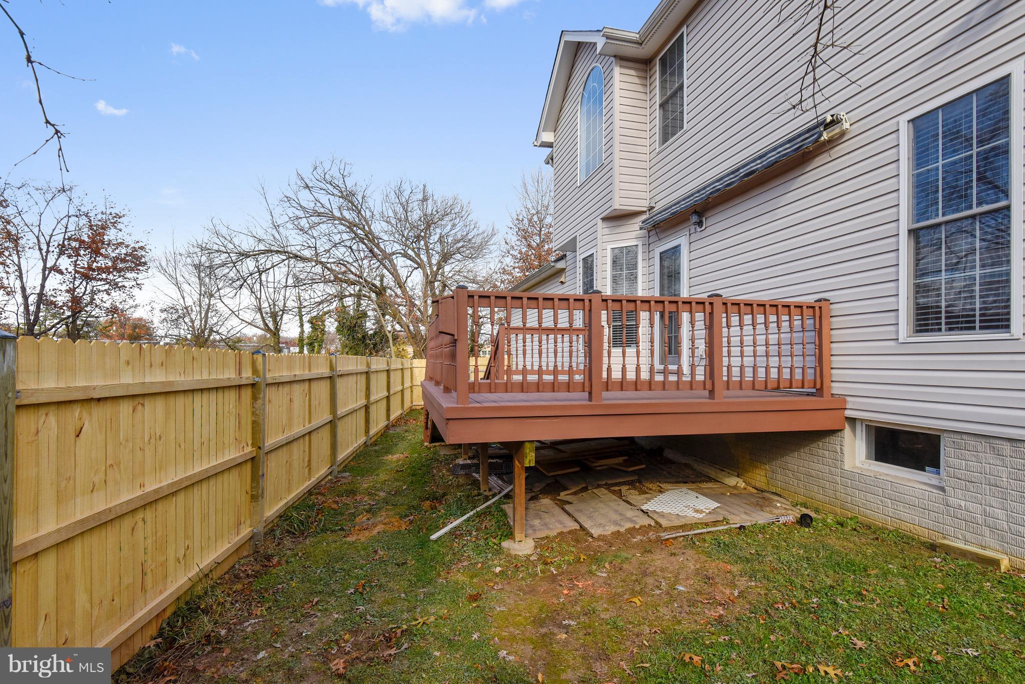 CARLIN SPRINGS - Residential