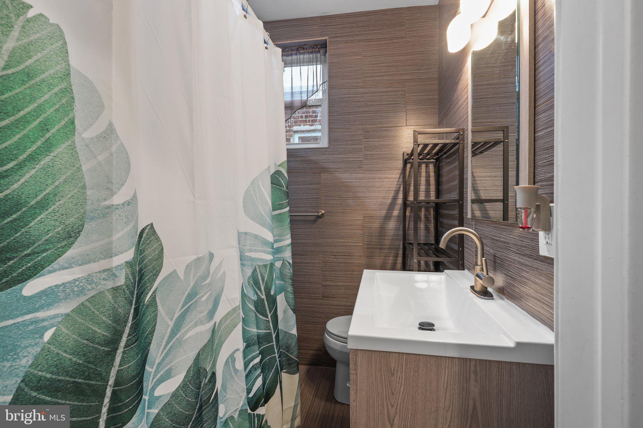 PORT RICHMOND - Residential