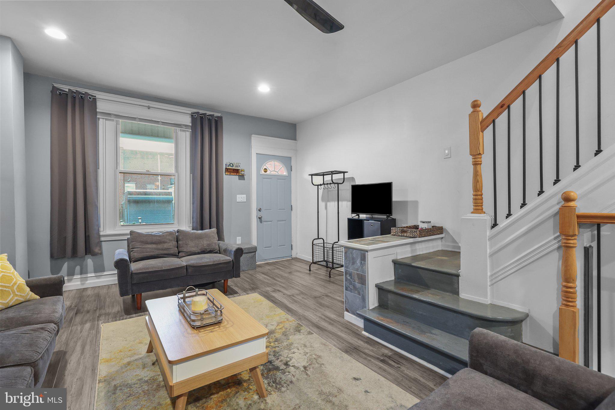 PORT RICHMOND - Residential