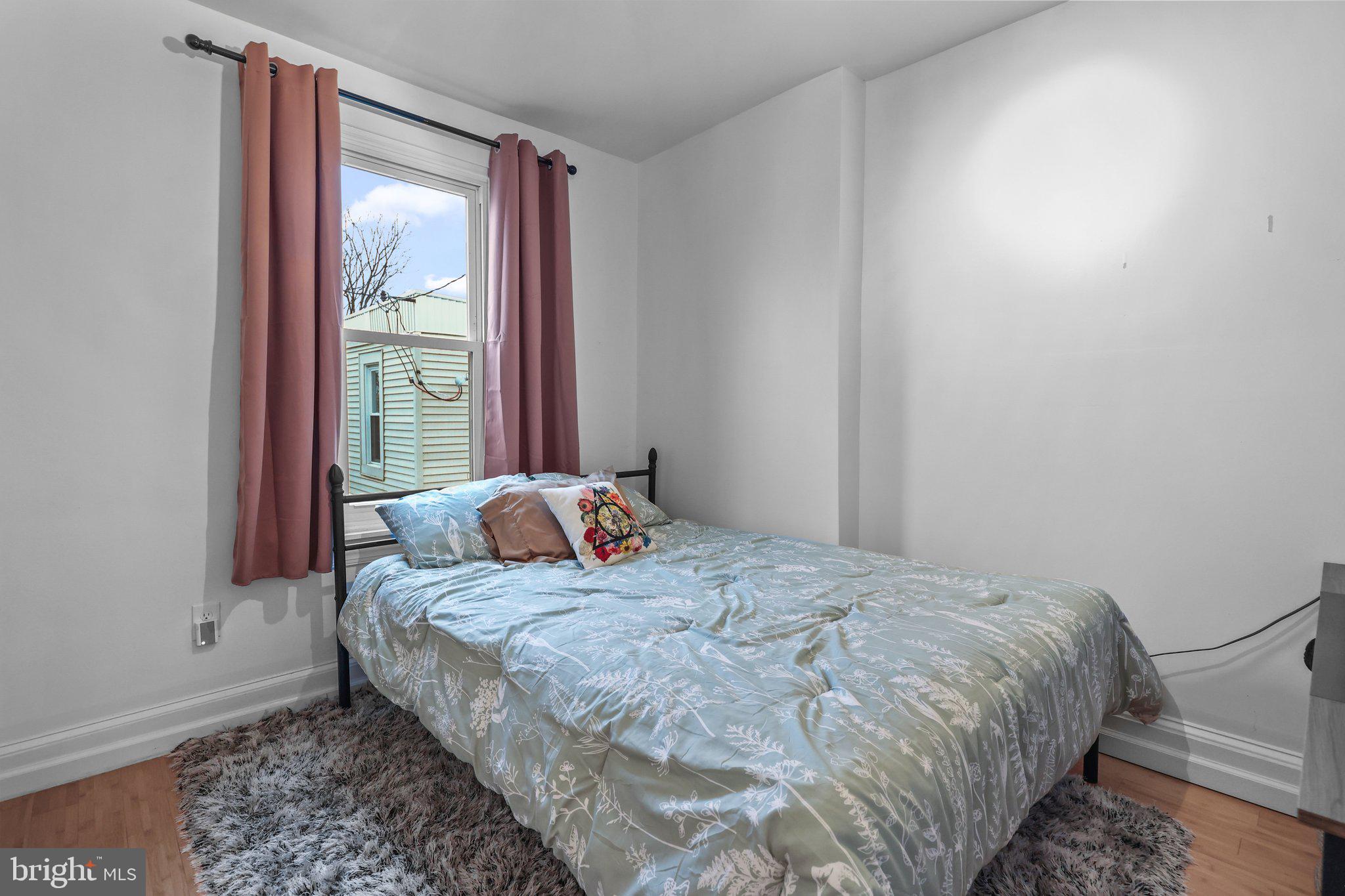 PORT RICHMOND - Residential