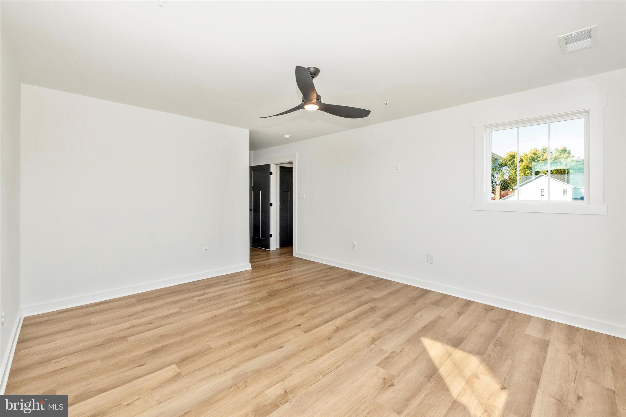 MYERSVILLE - Residential