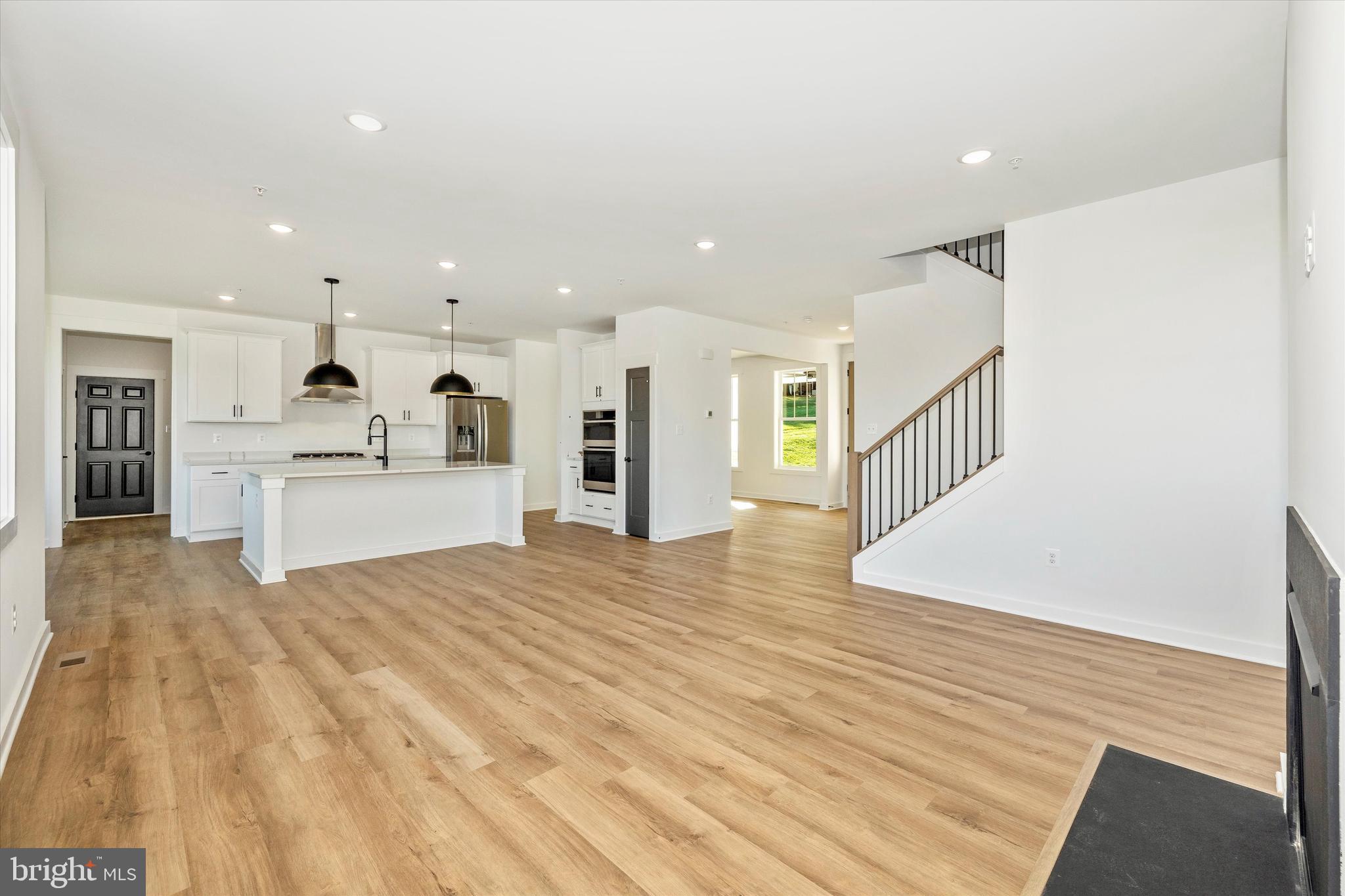 MYERSVILLE - Residential