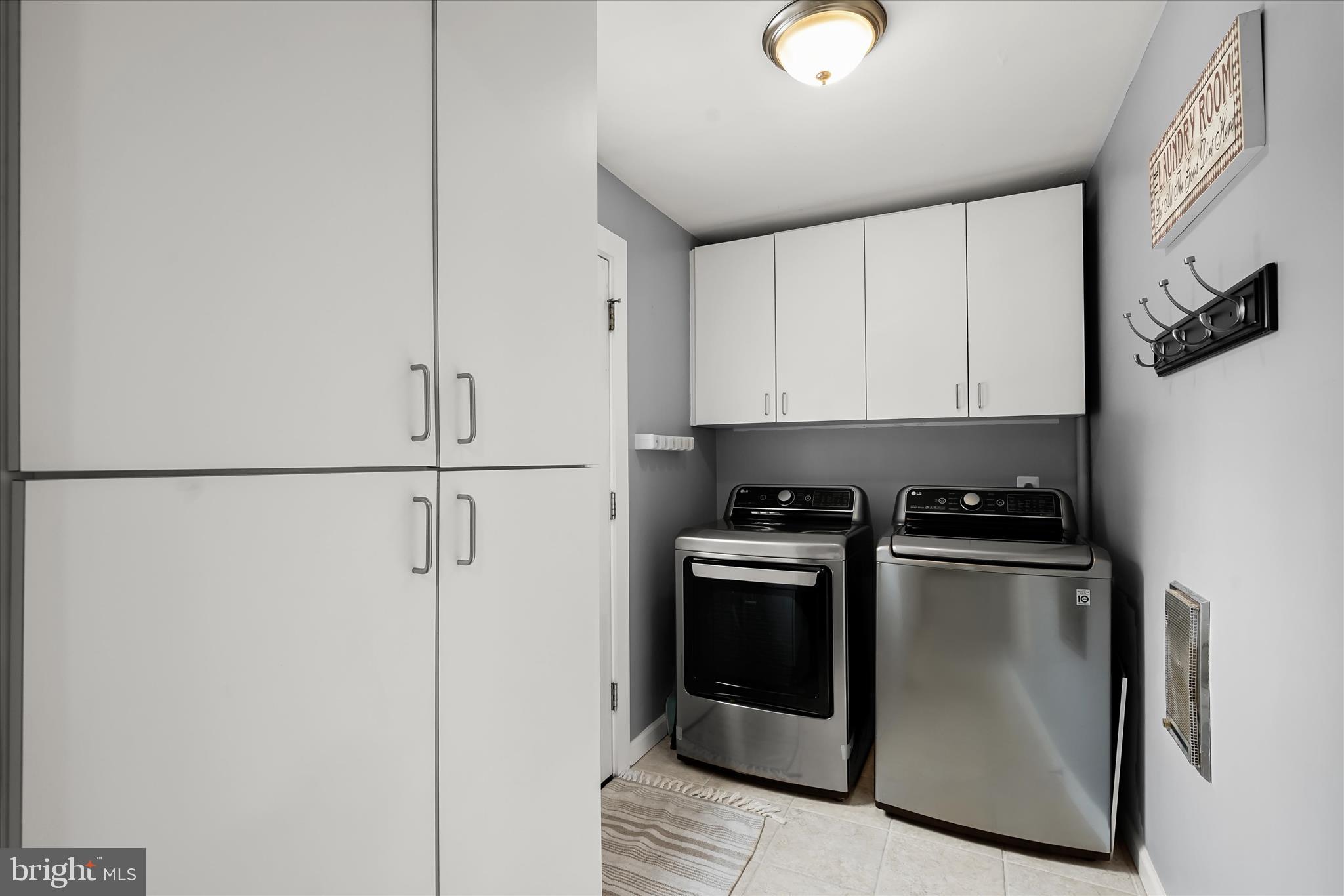 STERLING  PARK - Residential