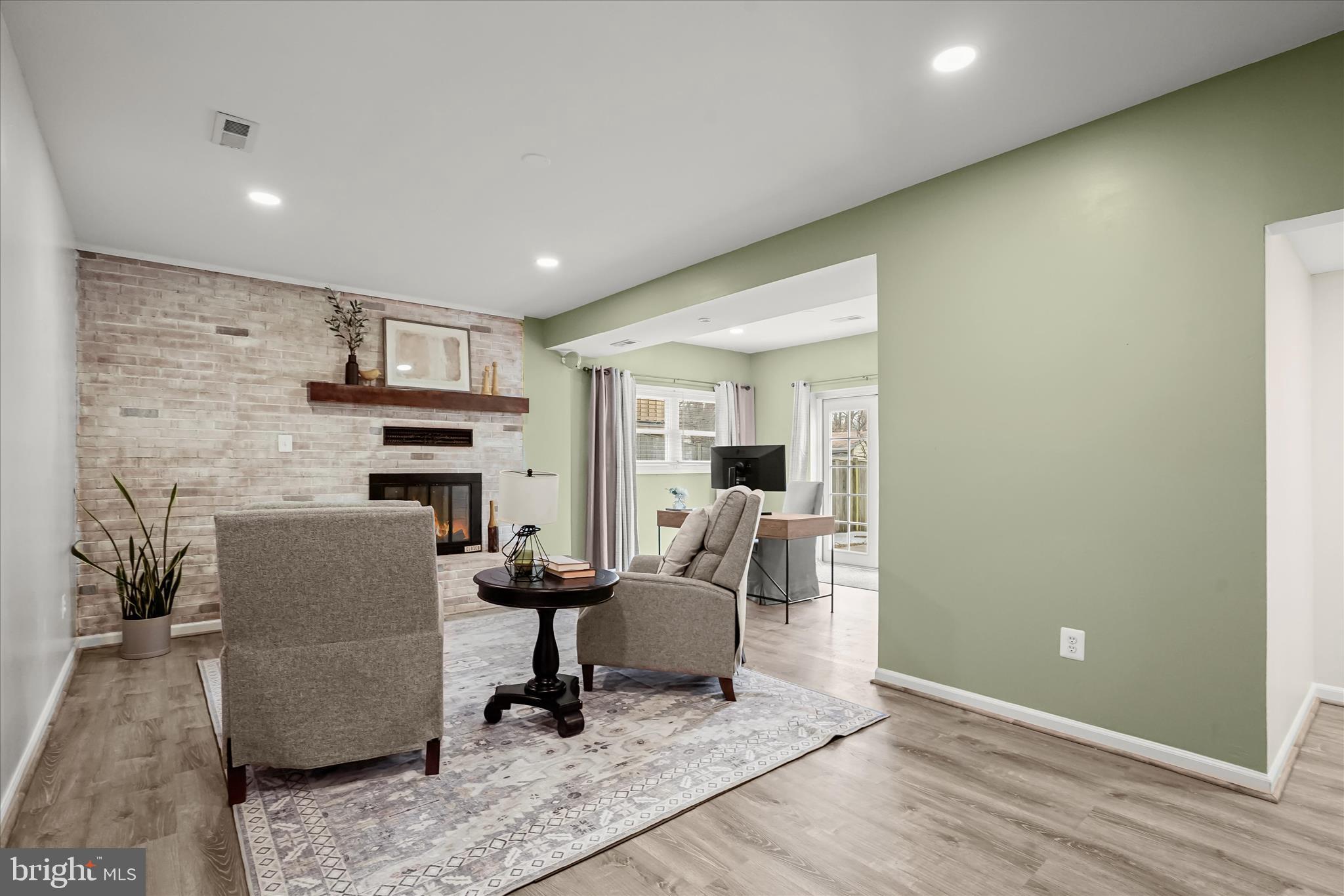 STERLING  PARK - Residential