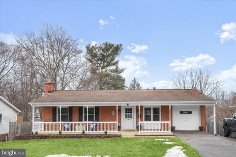 709 W POPLAR ROAD STERLING VA 20164