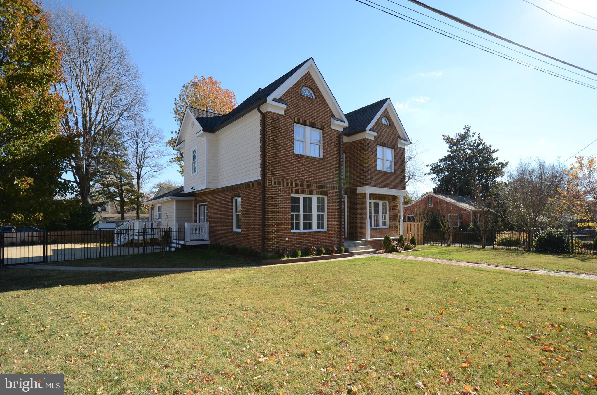 HAZELTINE HEIGHTS - Residential