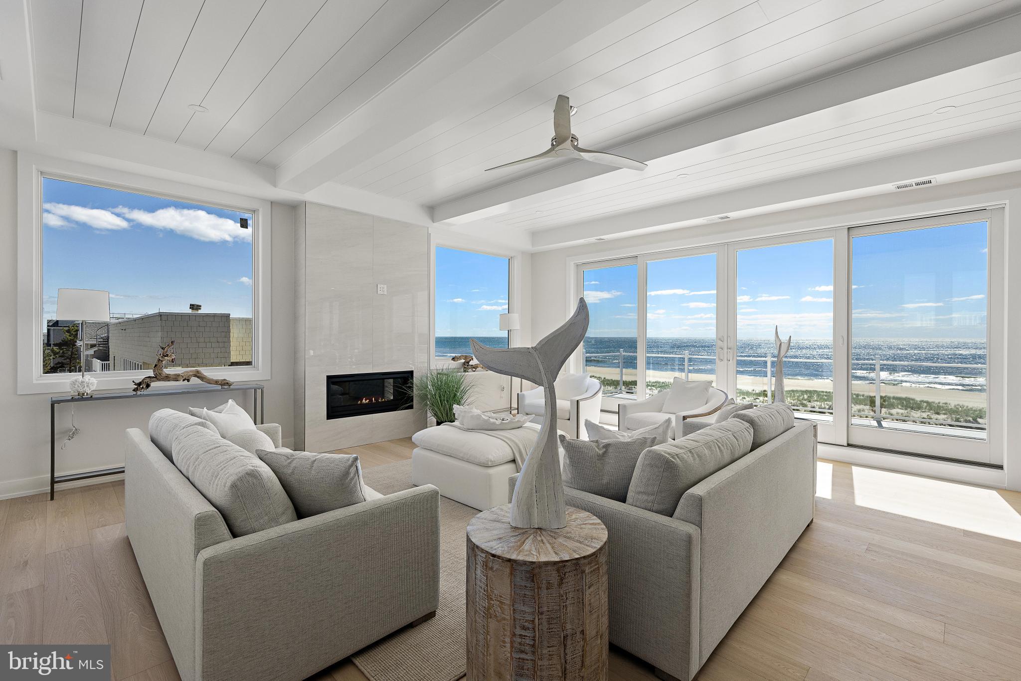 1123 LONG BEACH C