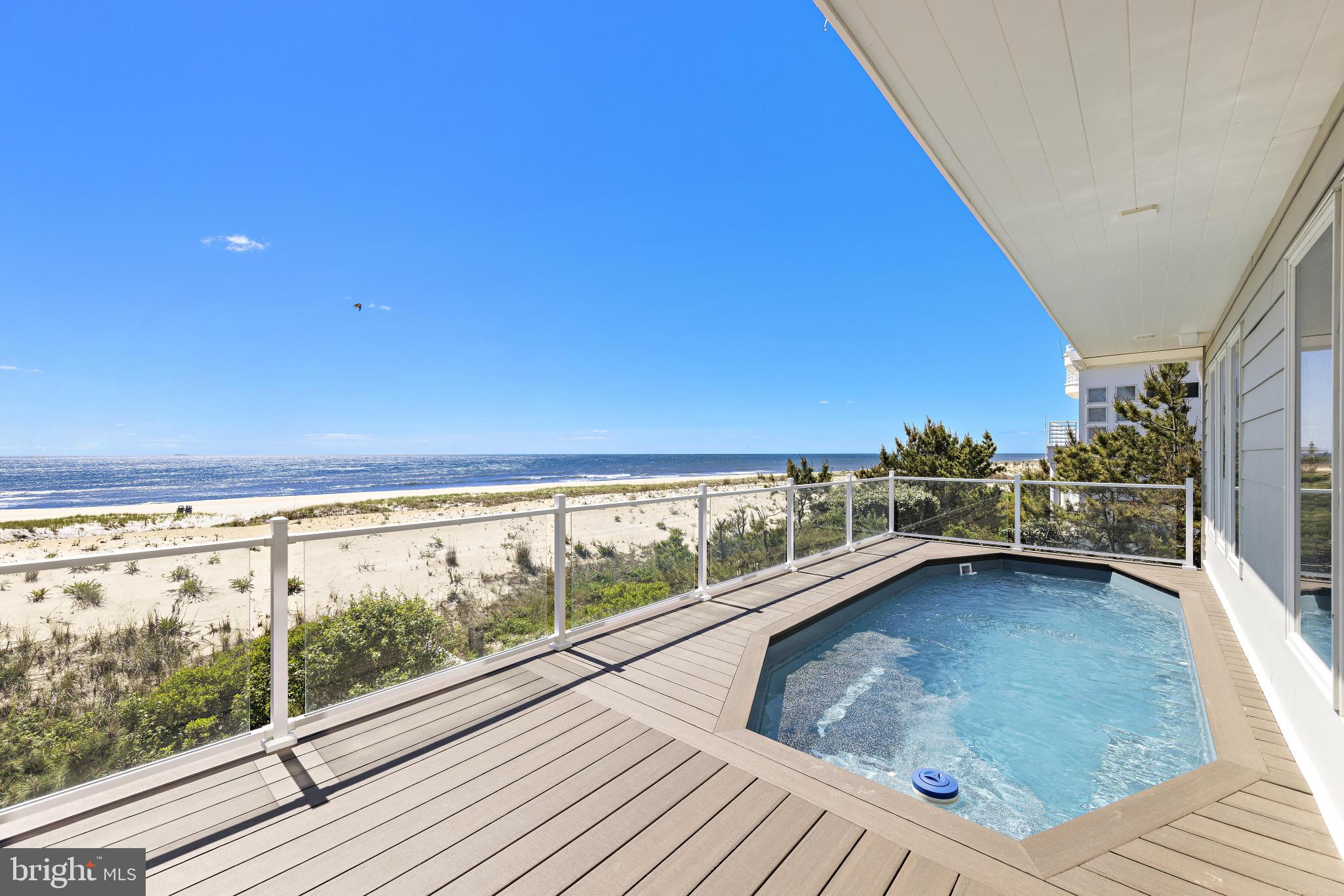 1123 LONG BEACH C
