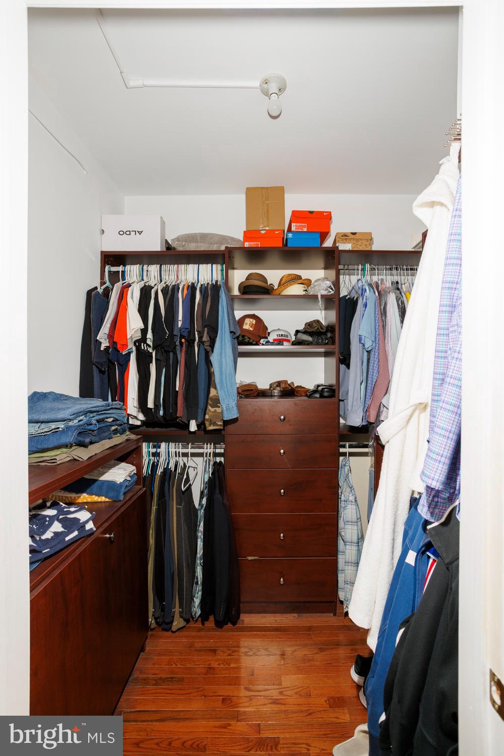 WASHINGTON SQ WEST - Residential