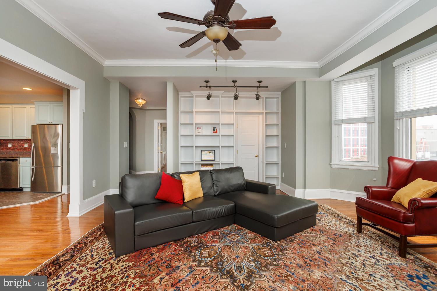 WASHINGTON SQ WEST - Residential