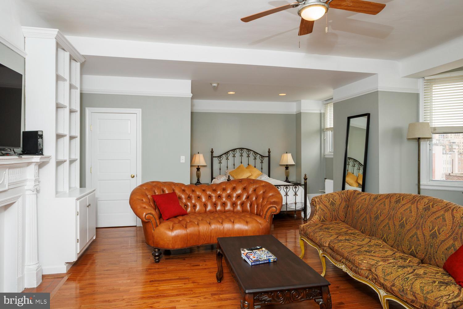 WASHINGTON SQ WEST - Residential