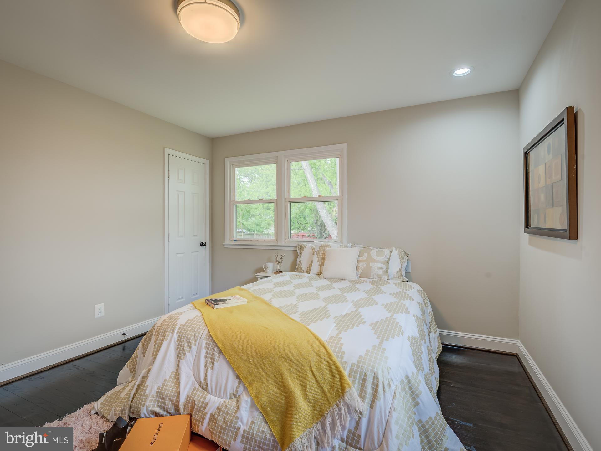 WALDON WOODS - Residential