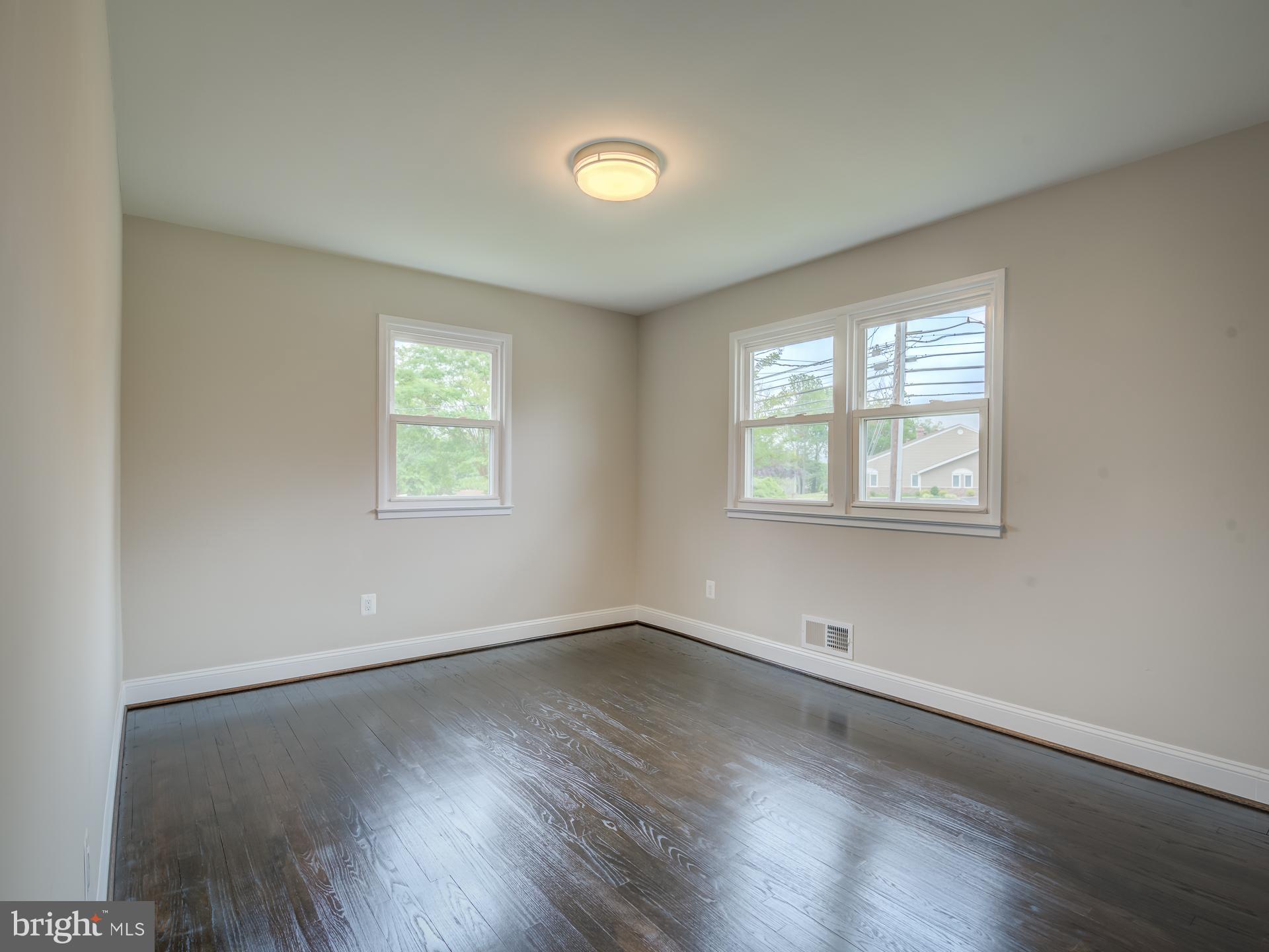 WALDON WOODS - Residential