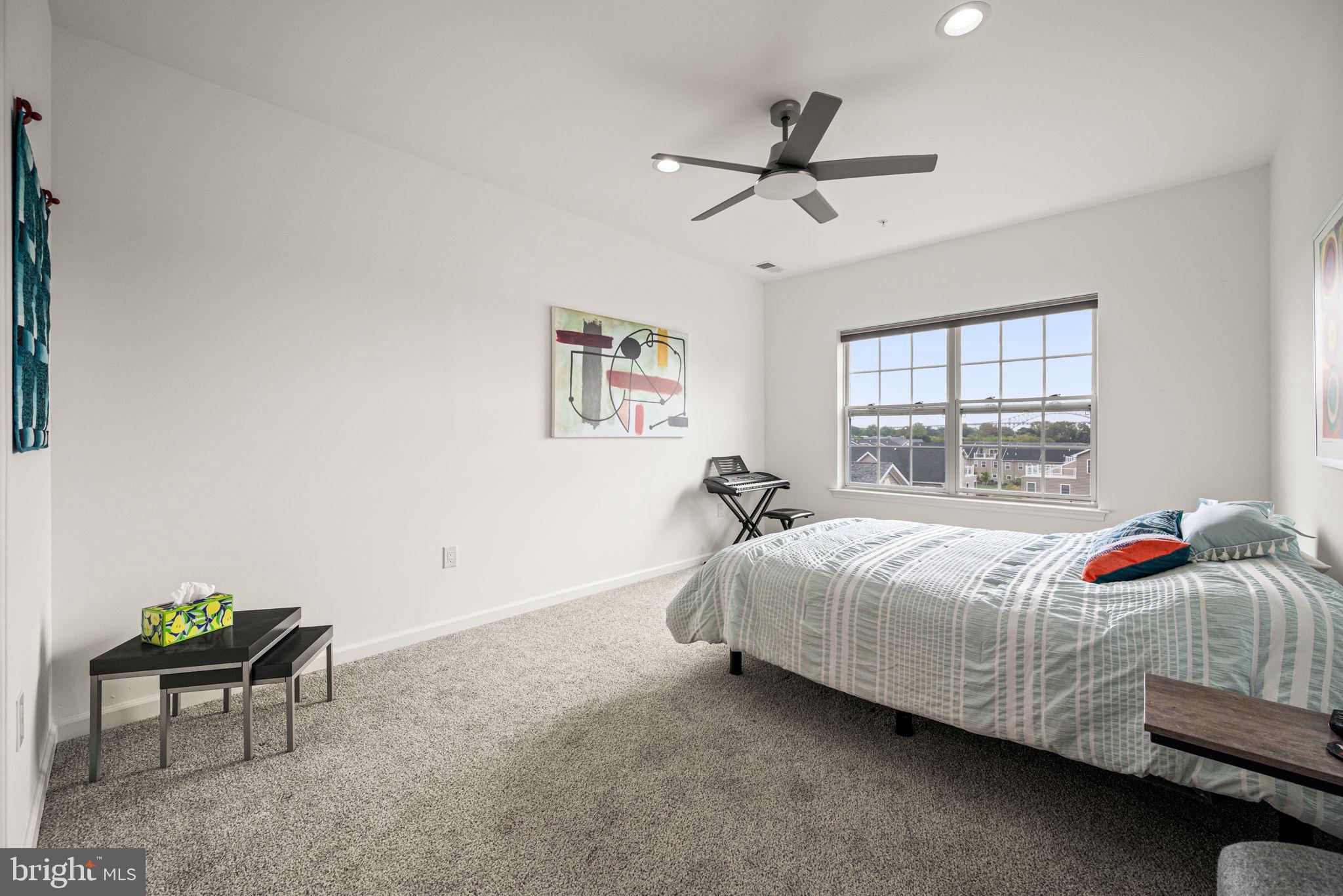 RADCLIFFE COURT - Residential