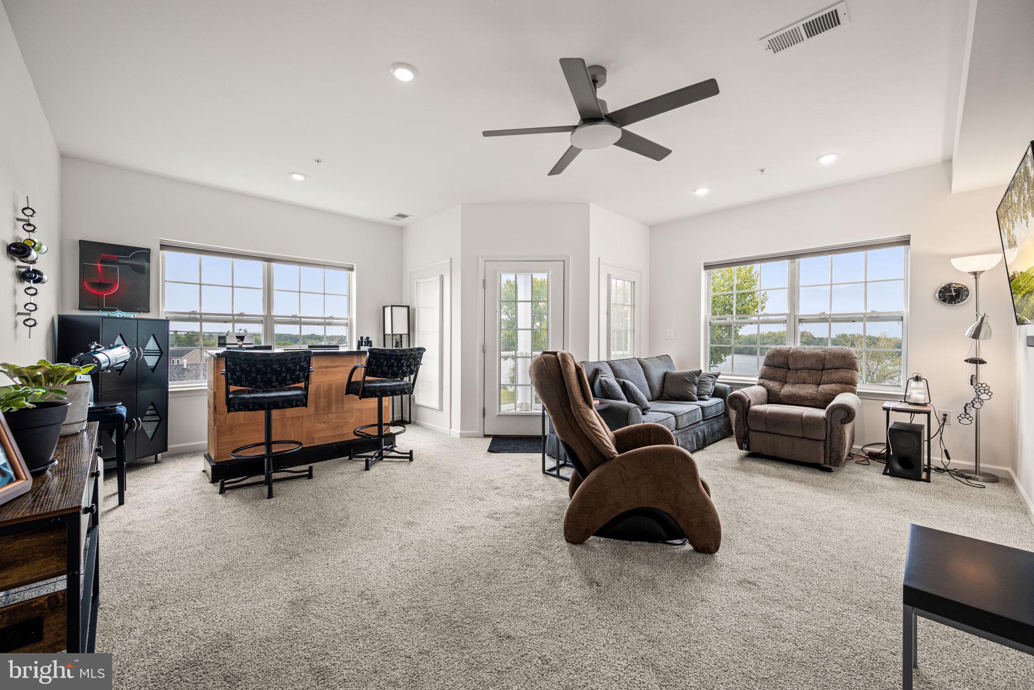 RADCLIFFE COURT - Residential