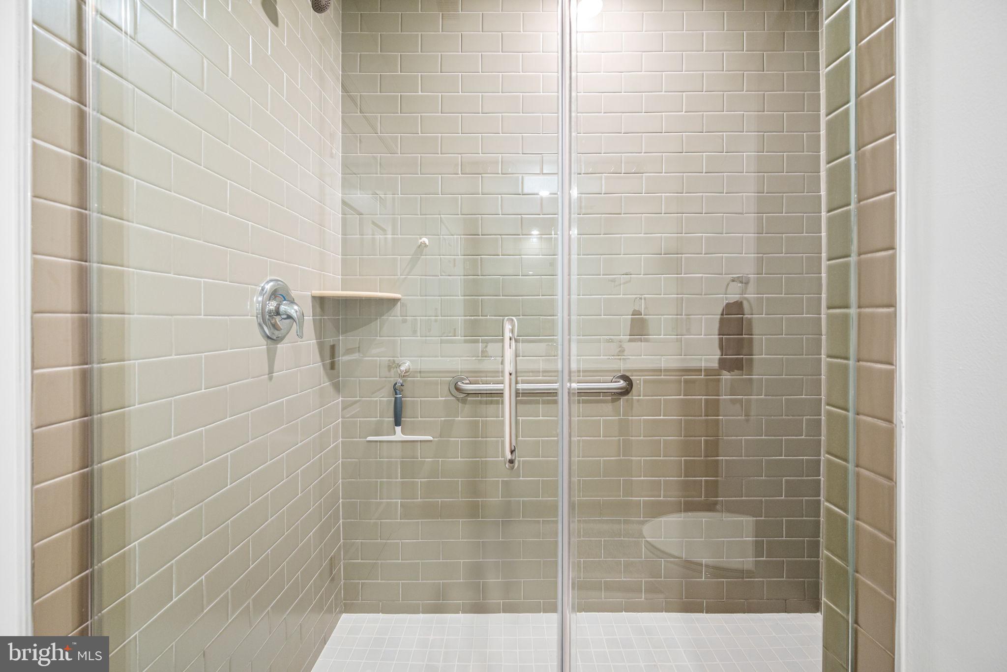 RADCLIFFE COURT - Residential