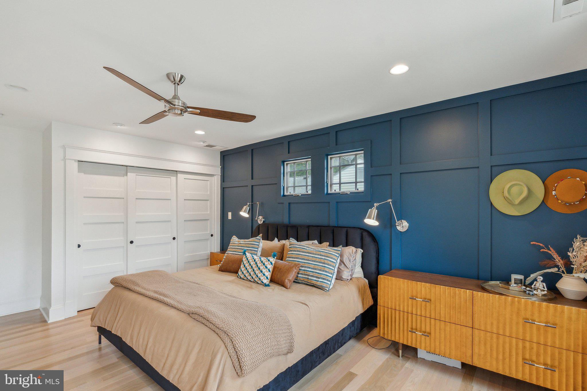 VIRGINIA HILLS - Residential