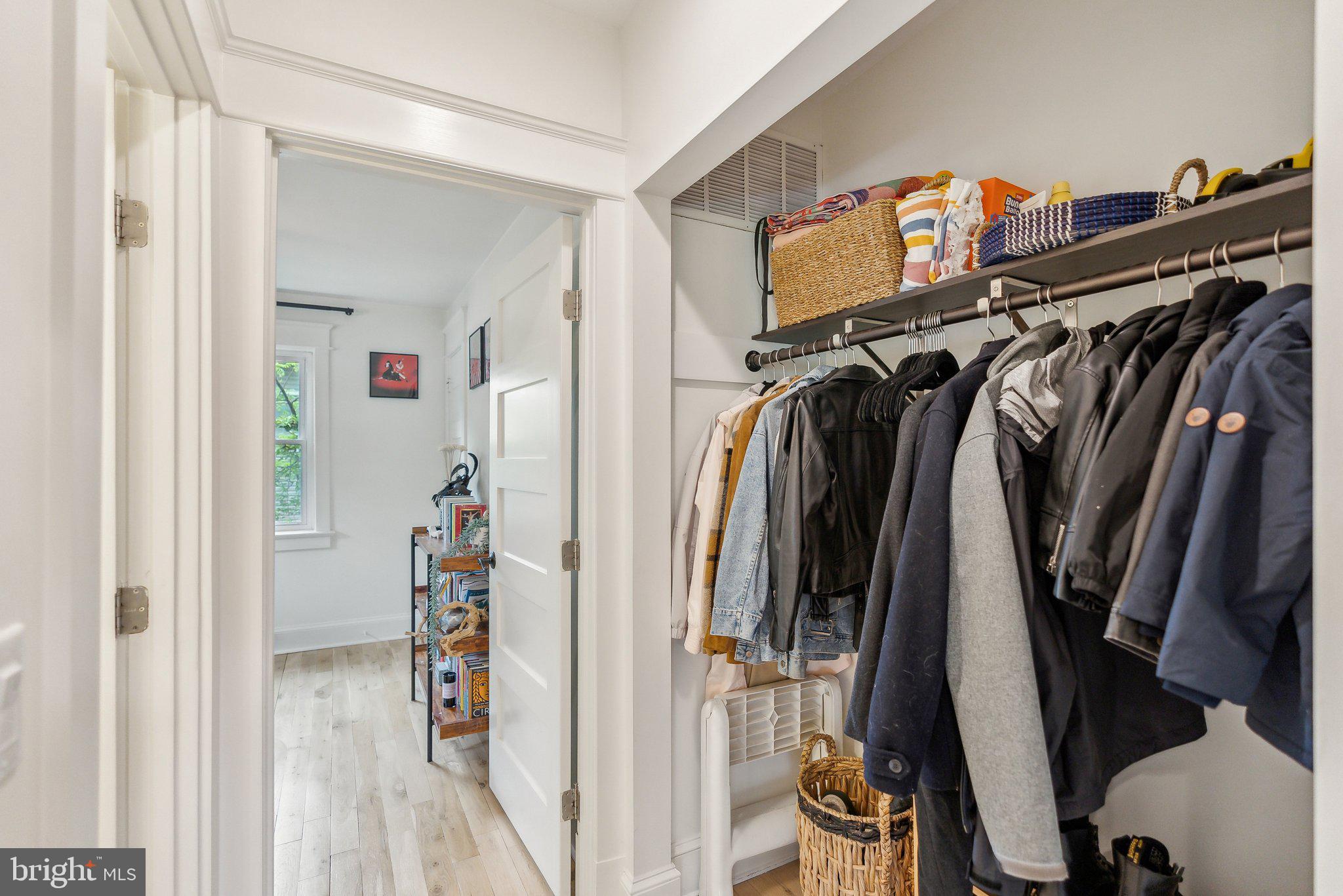 VIRGINIA HILLS - Residential