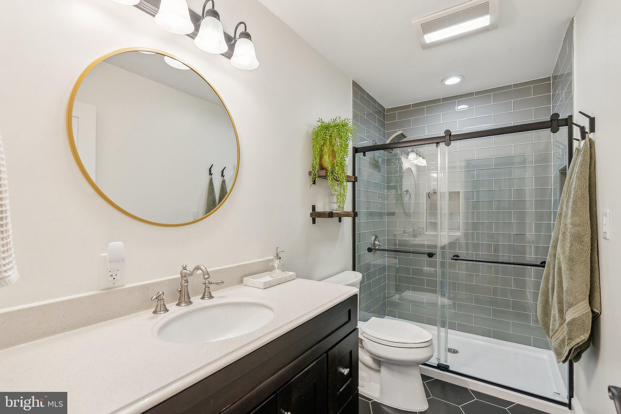 VIRGINIA HILLS - Residential