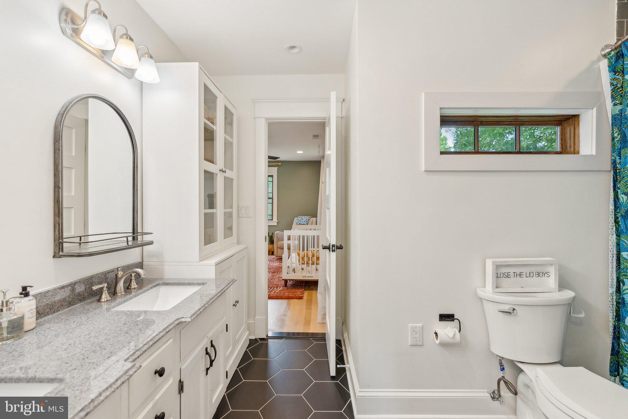 VIRGINIA HILLS - Residential