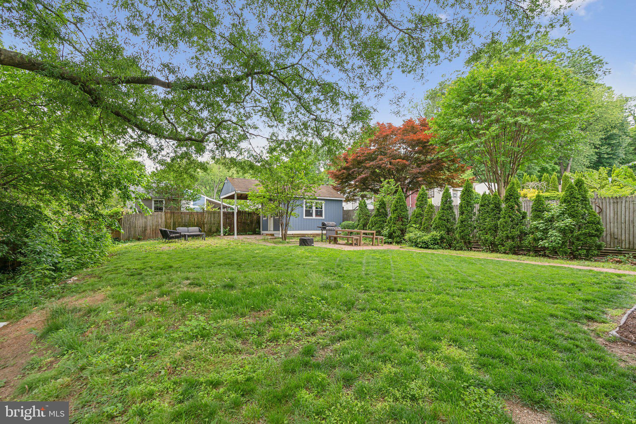 VIRGINIA HILLS - Residential