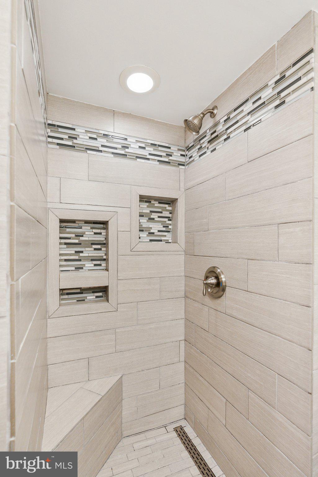 VIRGINIA HILLS - Residential