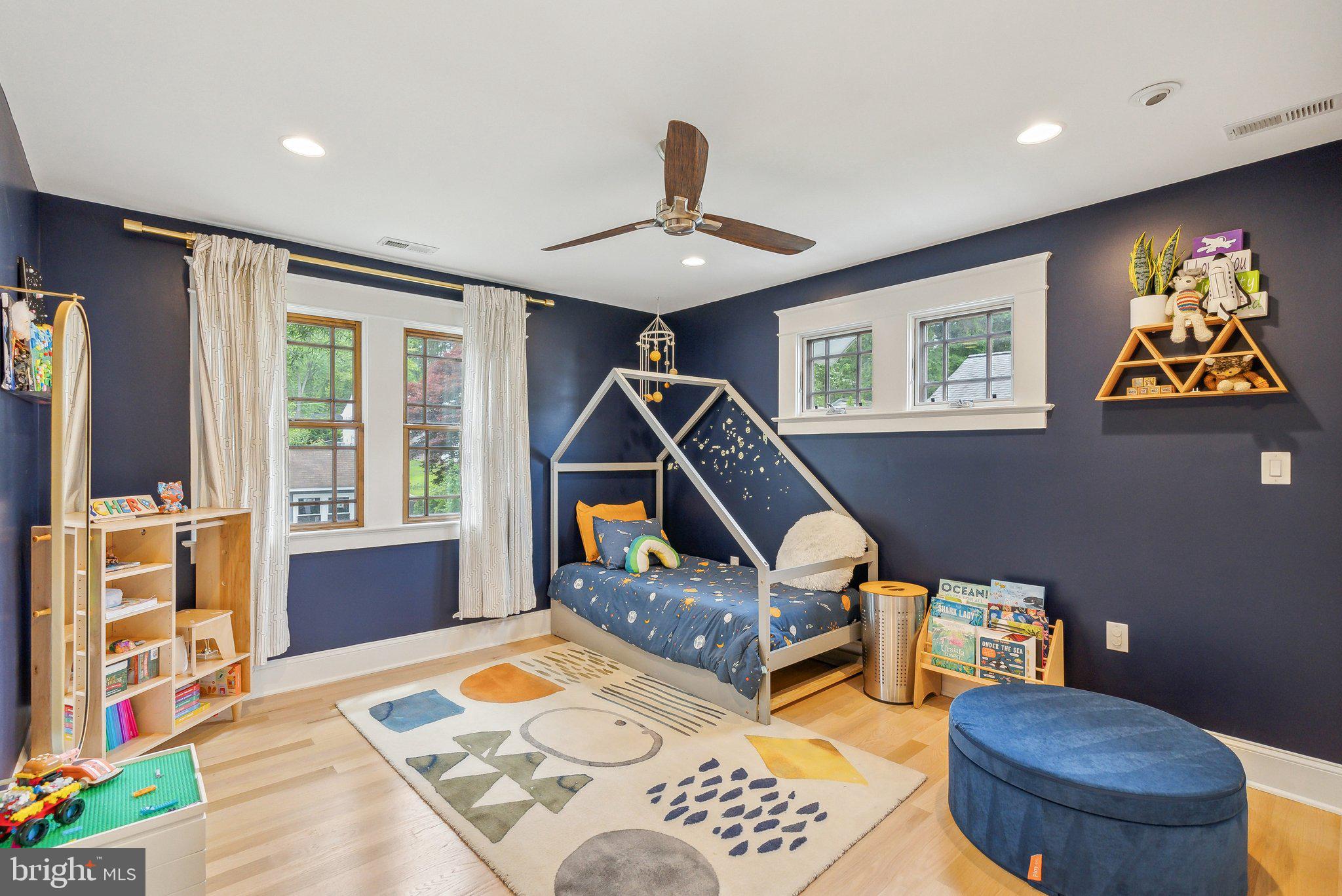 VIRGINIA HILLS - Residential