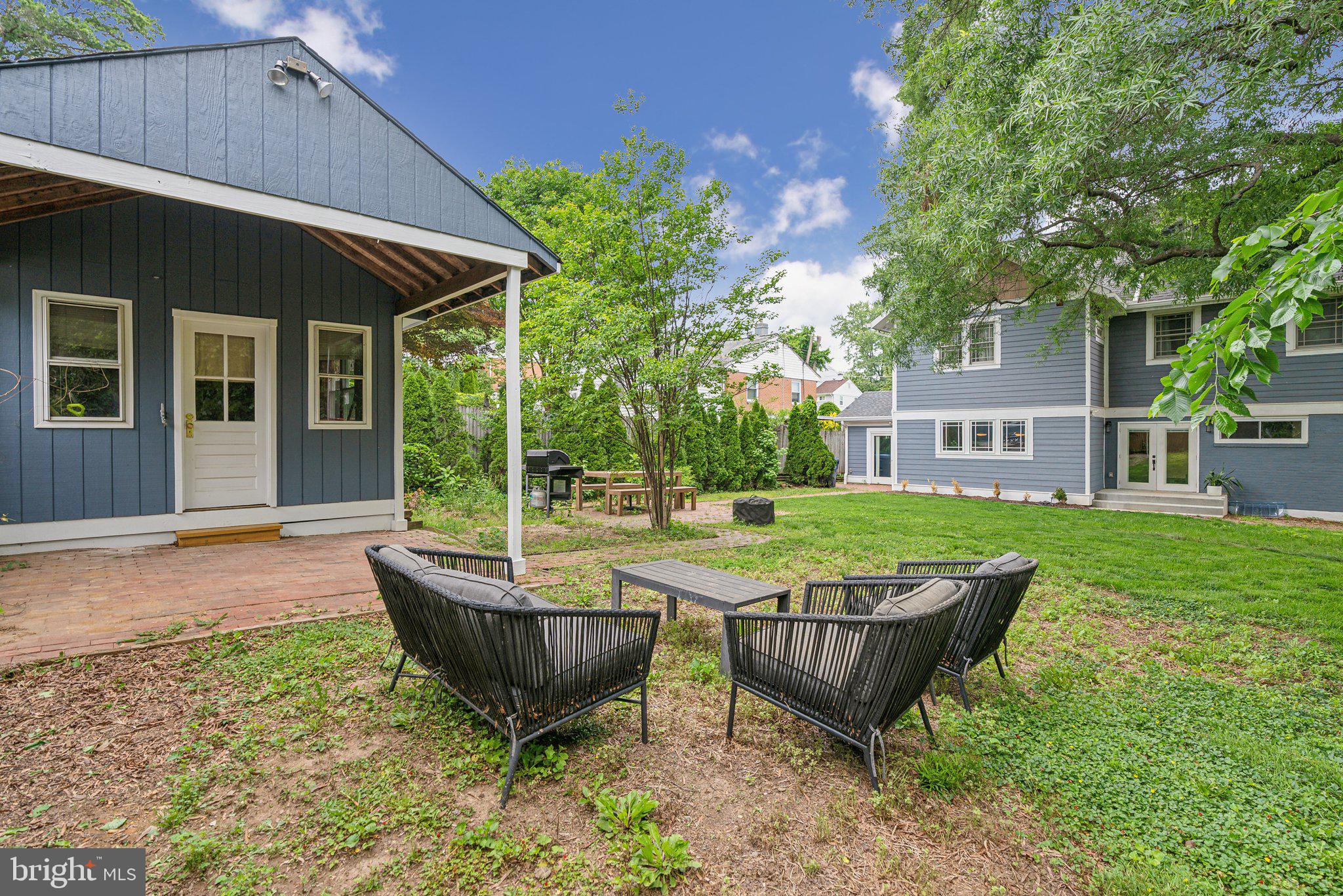 VIRGINIA HILLS - Residential