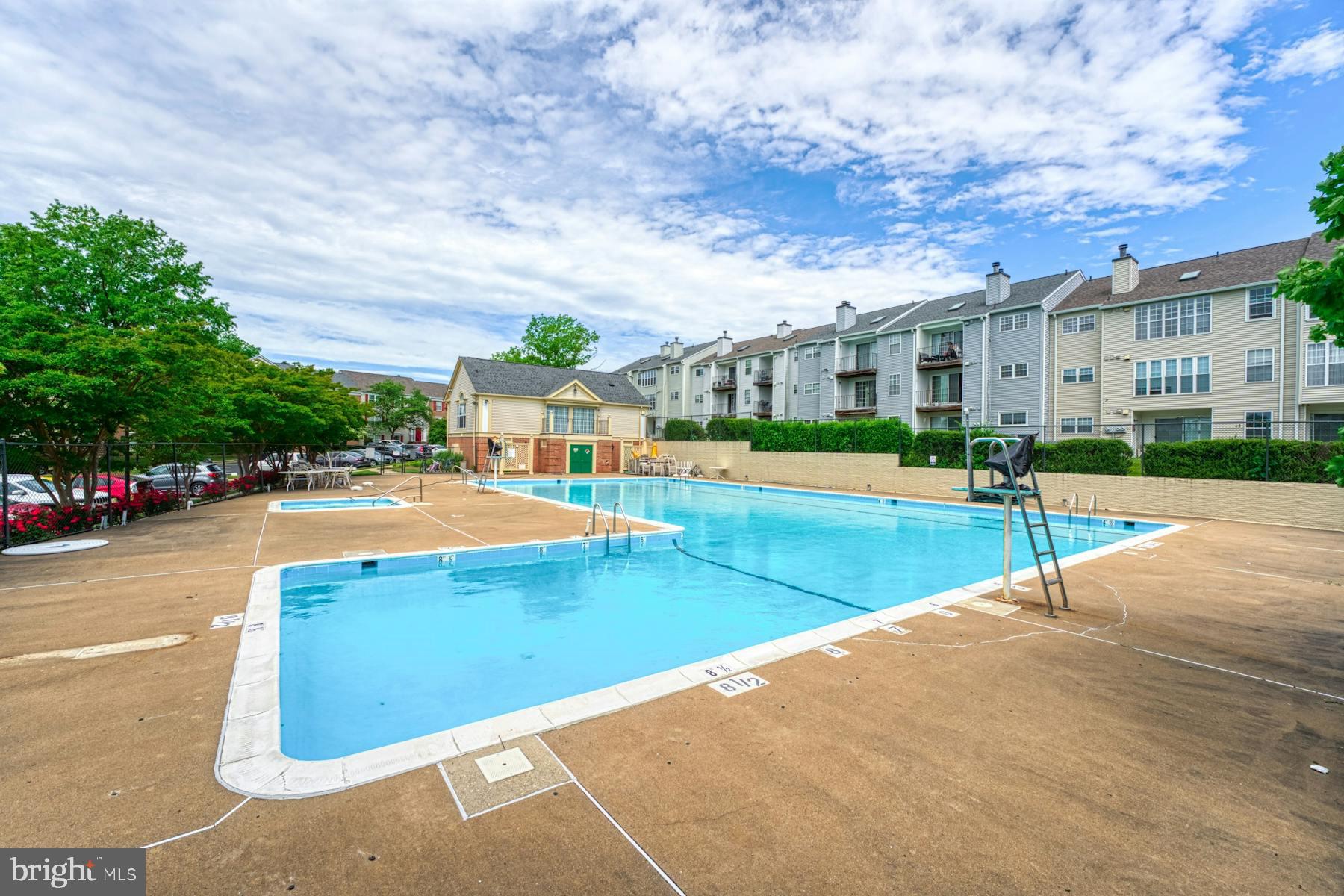 FOX CHAPEL AT TUDOR KNOLLS - Residential