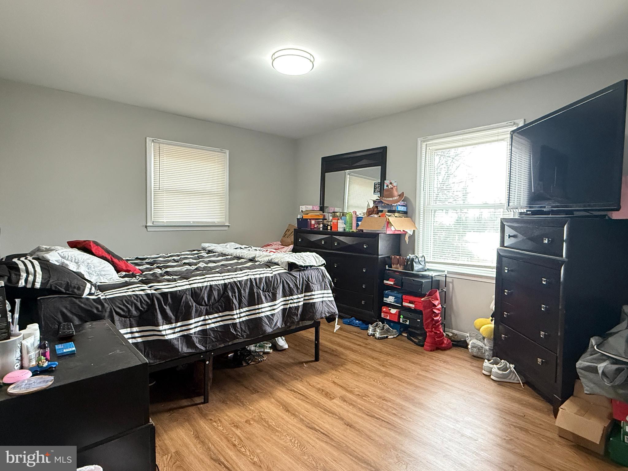 CLIFFTON ON THE POTOMAC - Residential