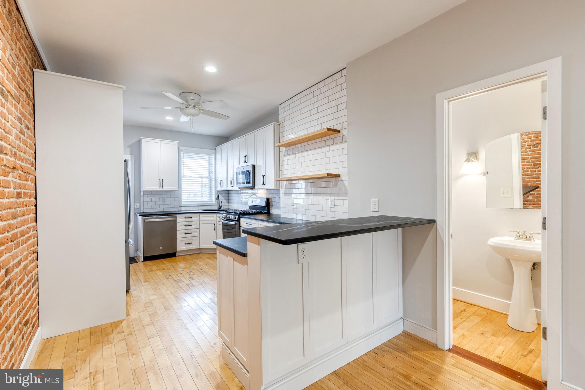 FEDERAL HILL HISTORIC DISTRICT - Residential Lease