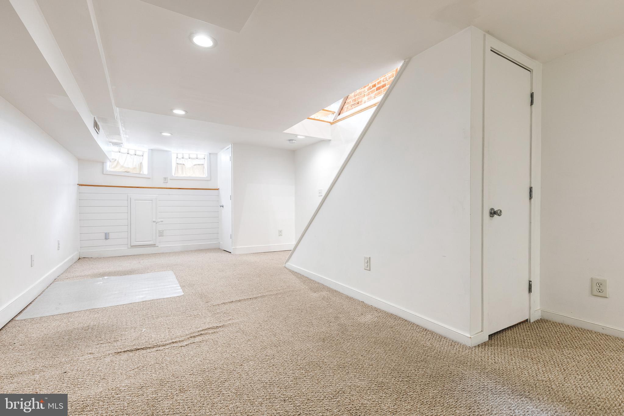 FEDERAL HILL HISTORIC DISTRICT - Residential Lease