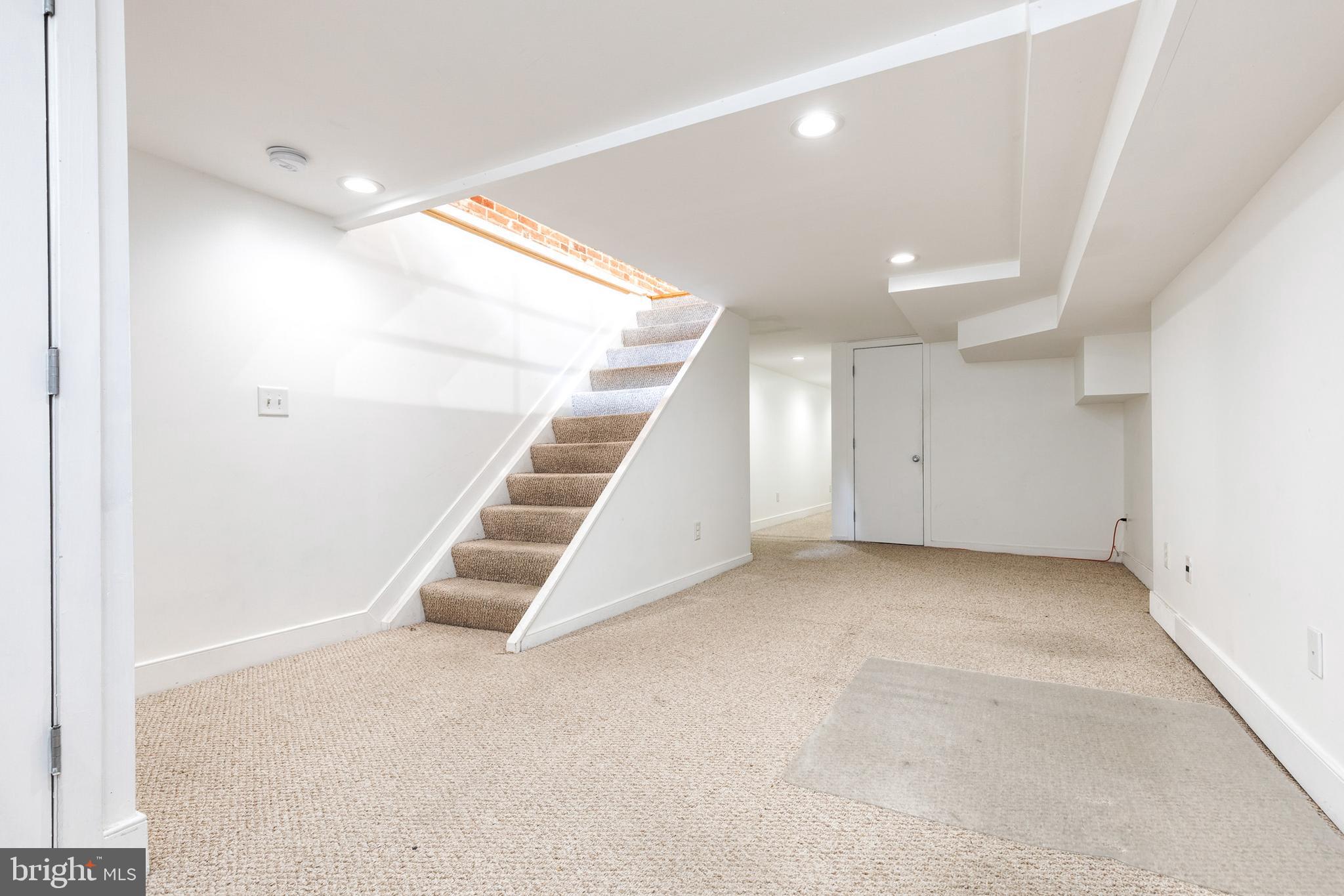 FEDERAL HILL HISTORIC DISTRICT - Residential Lease