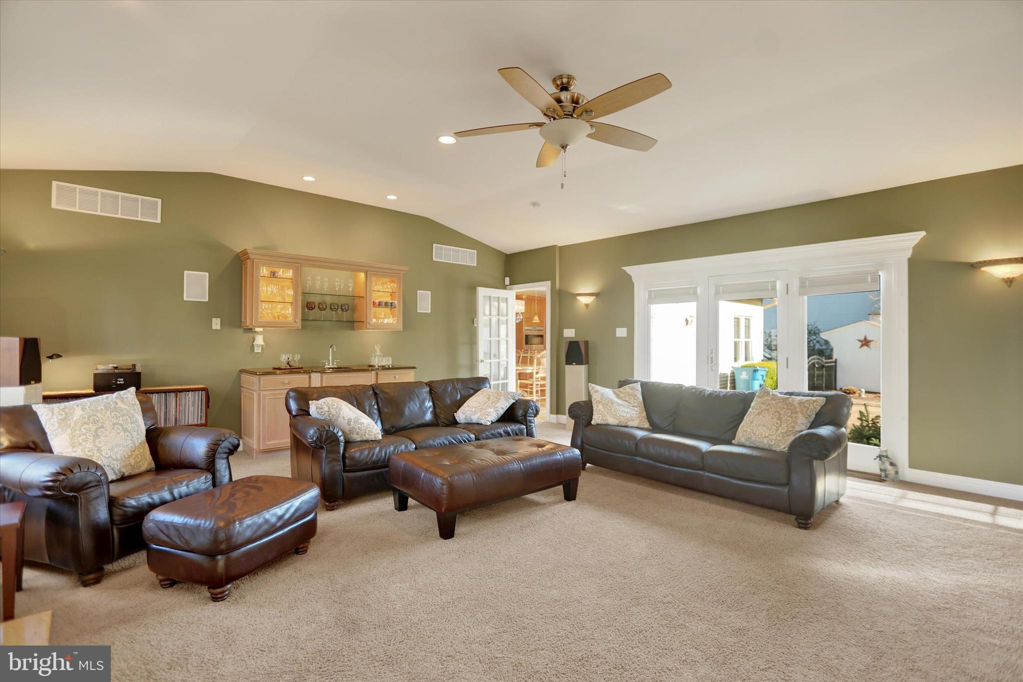 COLD SPRING HUNT - Residential