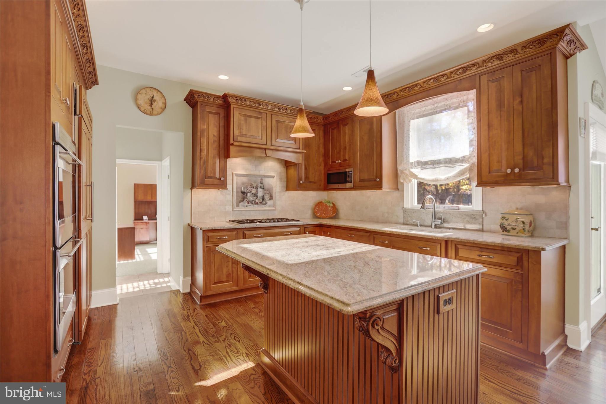 COLD SPRING HUNT - Residential